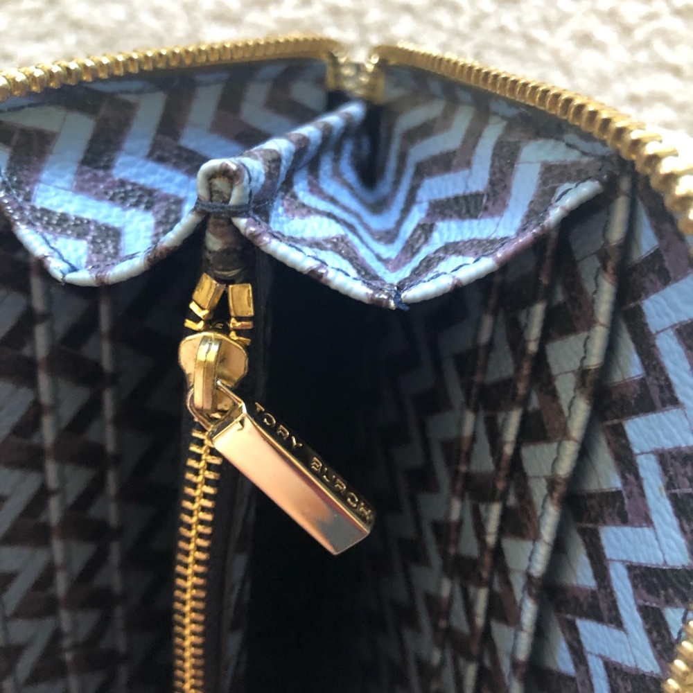 SOLD🚫🚫Tory Burch Wallet - Picture 8 of 8